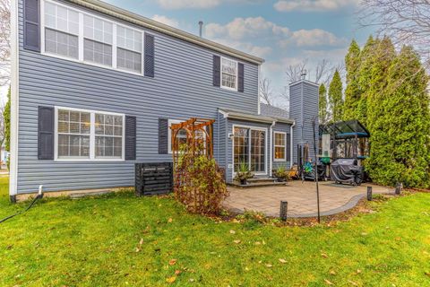 Tiny photo for 943 Chesapeake Boulevard, Grayslake, IL 60030 (MLS # 12516163)