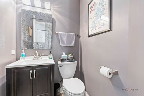 Tiny photo for 943 Chesapeake Boulevard, Grayslake, IL 60030 (MLS # 12516163)