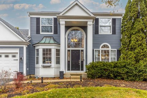 Tiny photo for 943 Chesapeake Boulevard, Grayslake, IL 60030 (MLS # 12516163)