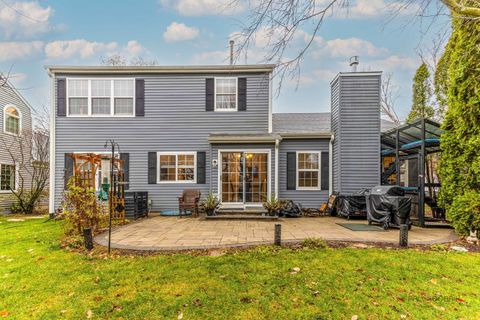 Tiny photo for 943 Chesapeake Boulevard, Grayslake, IL 60030 (MLS # 12516163)