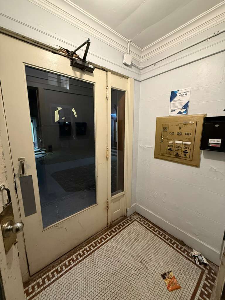 1707 W Wallen Avenue 2G