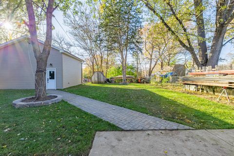 Tiny photo for 1817 Kelly Avenue, Crest Hill, IL 60403 (MLS # 12521387)