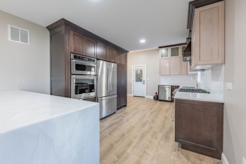 Tiny photo for 1817 Kelly Avenue, Crest Hill, IL 60403 (MLS # 12521387)