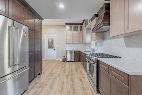 Tiny photo for 1817 Kelly Avenue, Crest Hill, IL 60403 (MLS # 12521387)