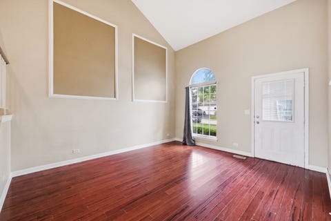 Tiny photo for 129 Crab Tree Drive, Westmont, IL 60559 (MLS # 12712419)