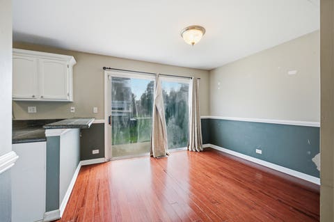 Tiny photo for 129 Crab Tree Drive, Westmont, IL 60559 (MLS # 12712419)