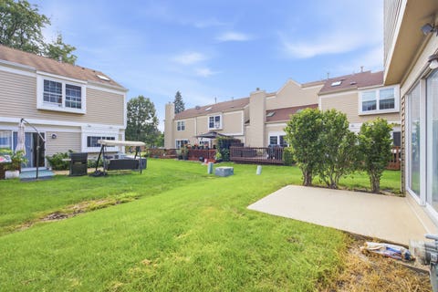 Tiny photo for 129 Crab Tree Drive, Westmont, IL 60559 (MLS # 12712419)