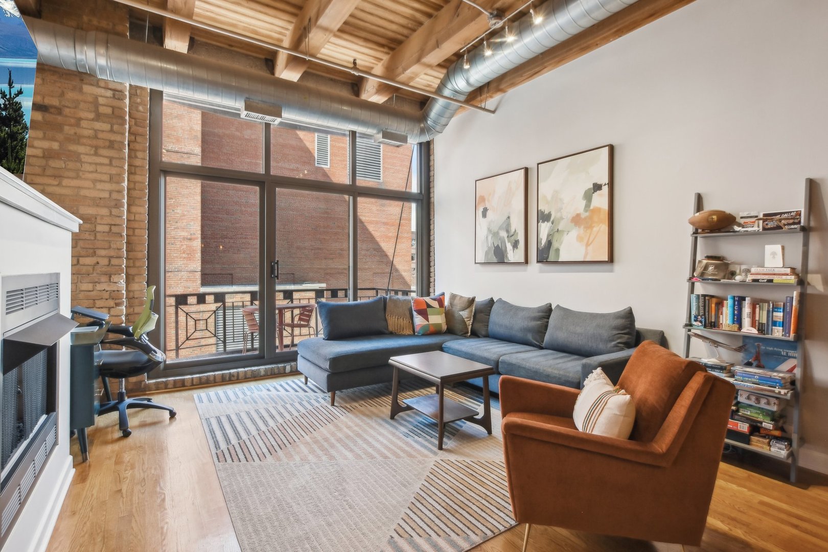 1330 W Monroe Street 315