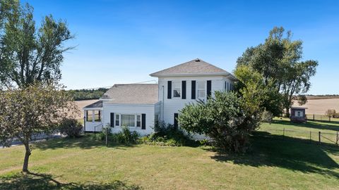 Photo of 1107 CLIKEMAN Road, Rockford, IL 61101 (MLS # 12488880)