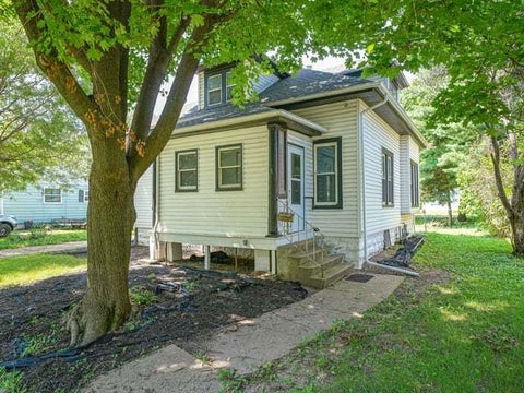 Tiny photo for 606 S 2nd Street, Oregon, IL 61061 (MLS # 12749846)