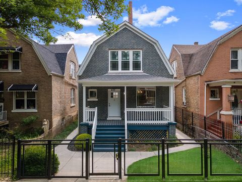 835 N Keystone Avenue Chicago IL 60651