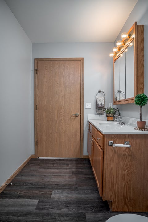 Tiny photo for 4600 Grand Avenue #C1, Davenport, IA 52807 (MLS # 12797654)