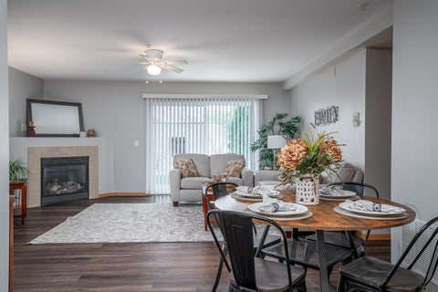 Tiny photo for 4600 Grand Avenue #C1, Davenport, IA 52807 (MLS # 12797654)