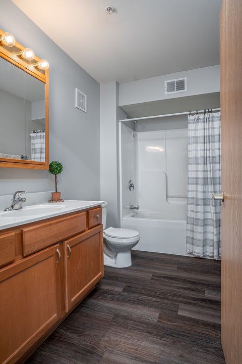 Tiny photo for 4600 Grand Avenue #C1, Davenport, IA 52807 (MLS # 12797654)