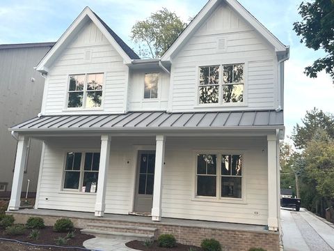 A home in Clarendon Hills