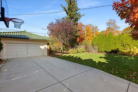 Tiny photo for 940 Bonnie Brae Place, River Forest, IL 60305 (MLS # 12574856)