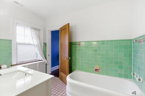 Tiny photo for 940 Bonnie Brae Place, River Forest, IL 60305 (MLS # 12574856)