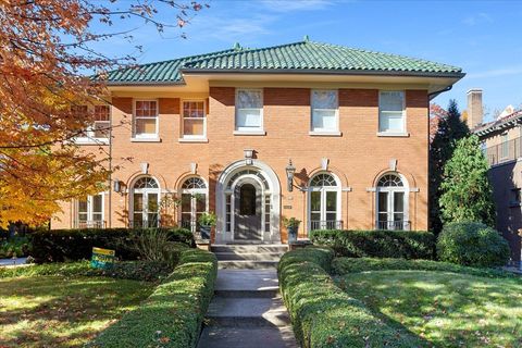 Tiny photo for 940 Bonnie Brae Place, River Forest, IL 60305 (MLS # 12574856)