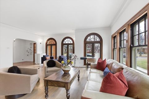 Tiny photo for 940 Bonnie Brae Place, River Forest, IL 60305 (MLS # 12574856)