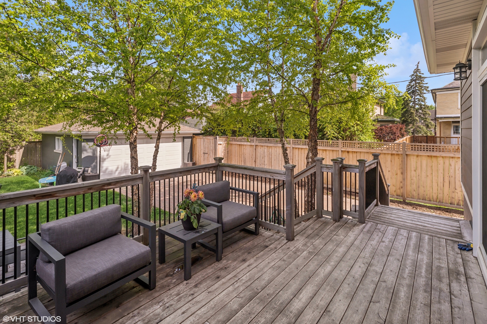 1215 Ashland Avenue