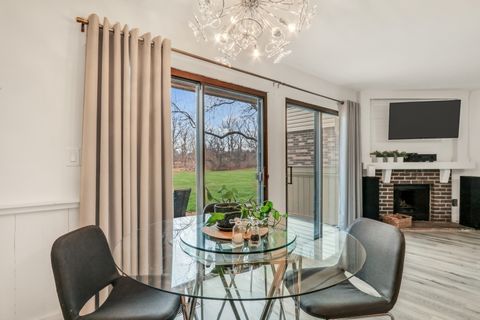 Tiny photo for 5231 Rockpointe Court #5231, Gurnee, IL 60031 (MLS # 12569924)