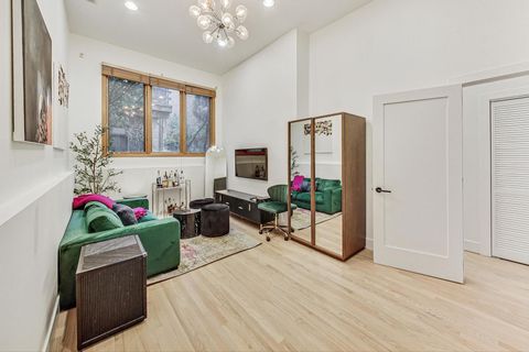 Tiny photo for 448 N Carpenter Street #J, Chicago, IL 60642 (MLS # 12526700)