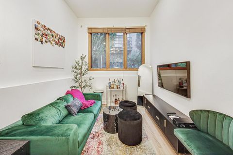 Tiny photo for 448 N Carpenter Street #J, Chicago, IL 60642 (MLS # 12526700)