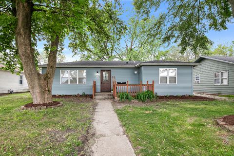 Photo of 570 E 2nd Avenue, Clifton, IL 60927 (MLS # 12647112)
