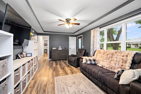 Tiny photo for 570 E 2nd Avenue, Clifton, IL 60927 (MLS # 12647112)