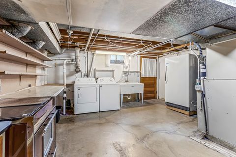 Tiny photo for 17223 69th Avenue, Tinley Park, IL 60477 (MLS # 12431537)