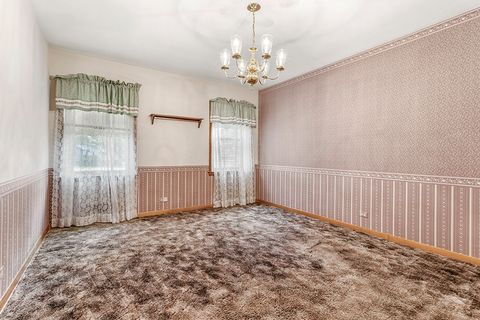 Tiny photo for 17223 69th Avenue, Tinley Park, IL 60477 (MLS # 12431537)