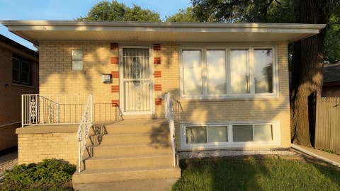 Tiny photo for 8037 Natchez Avenue, Burbank, IL 60459 (MLS # 12653356)