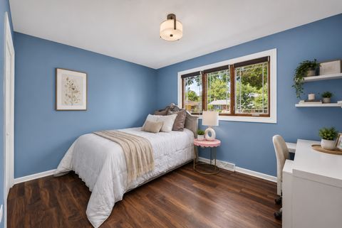 Tiny photo for 511 Wingate Drive, Schaumburg, IL 60193 (MLS # 12689185)