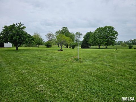 Tiny photo for 16485 E ROBIN Road, Mt Vernon, IL 62864 (MLS # EB458279)