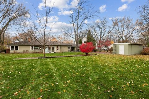Tiny photo for 223 S Glendale Avenue, Barrington, IL 60010 (MLS # 12520770)