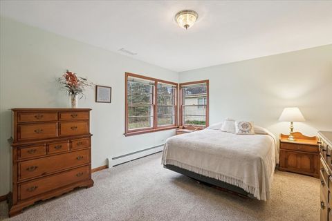 Tiny photo for 223 S Glendale Avenue, Barrington, IL 60010 (MLS # 12520770)