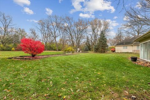 Tiny photo for 223 S Glendale Avenue, Barrington, IL 60010 (MLS # 12520770)