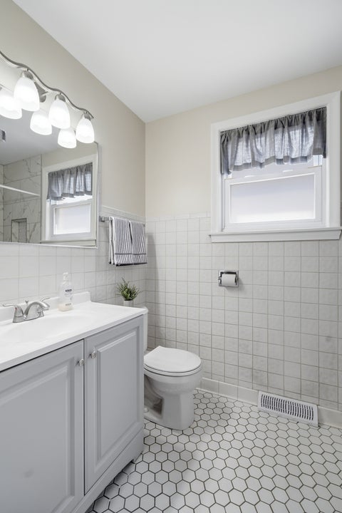 Tiny photo for 2840 Washington Street, Franklin Park, IL 60131 (MLS # 12709426)