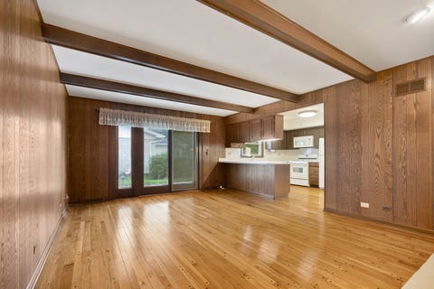 Tiny photo for 911 W Willow Lane, Mount Prospect, IL 60056 (MLS # 12728551)