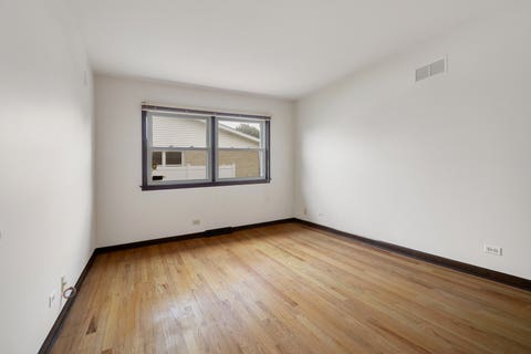 Tiny photo for 911 W Willow Lane, Mount Prospect, IL 60056 (MLS # 12728551)