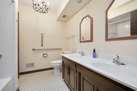 Tiny photo for 911 W Willow Lane, Mount Prospect, IL 60056 (MLS # 12728551)