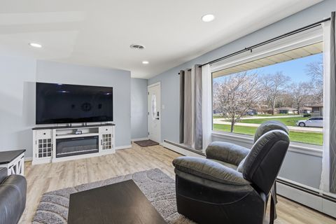 Tiny photo for 3311 Pinecrest Drive, Joliet, IL 60435 (MLS # 12609912)