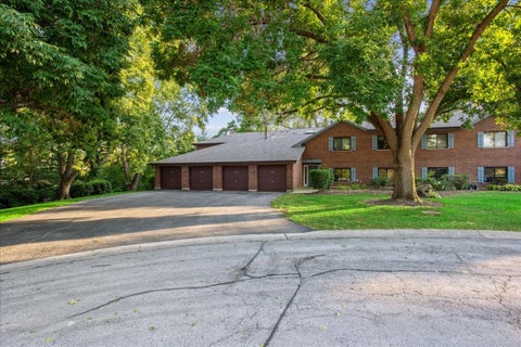 Tiny photo for 5373 Newport Drive #2-4B, Lisle, IL 60532 (MLS # 12773457)