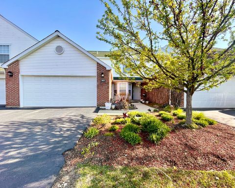 103 Hemstead Street 34-D Lake Bluff IL 60044