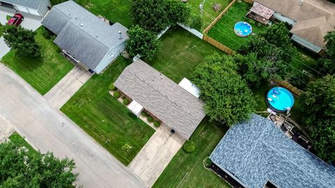 Tiny photo for 529 Marquis Avenue, Centralia, IL 62801 (MLS # 12696177)