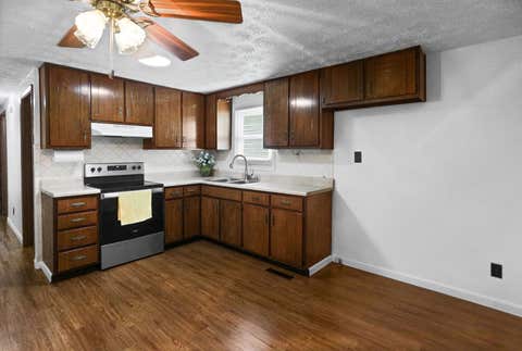Tiny photo for 529 Marquis Avenue, Centralia, IL 62801 (MLS # 12696177)