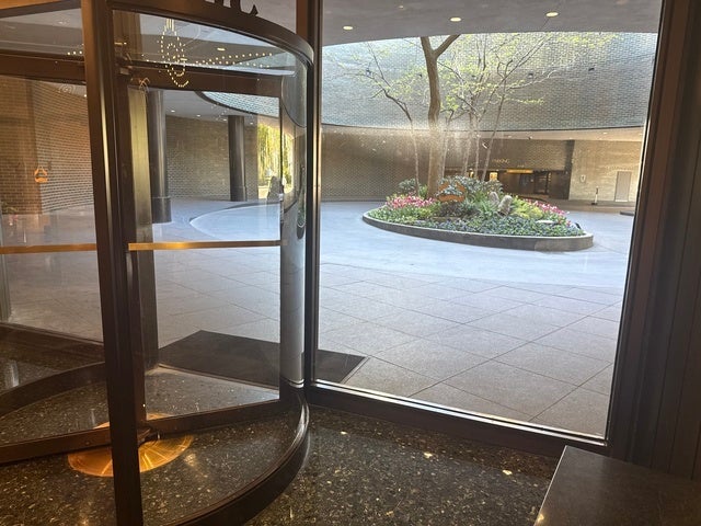 505 N LAKE SHORE Drive 5706