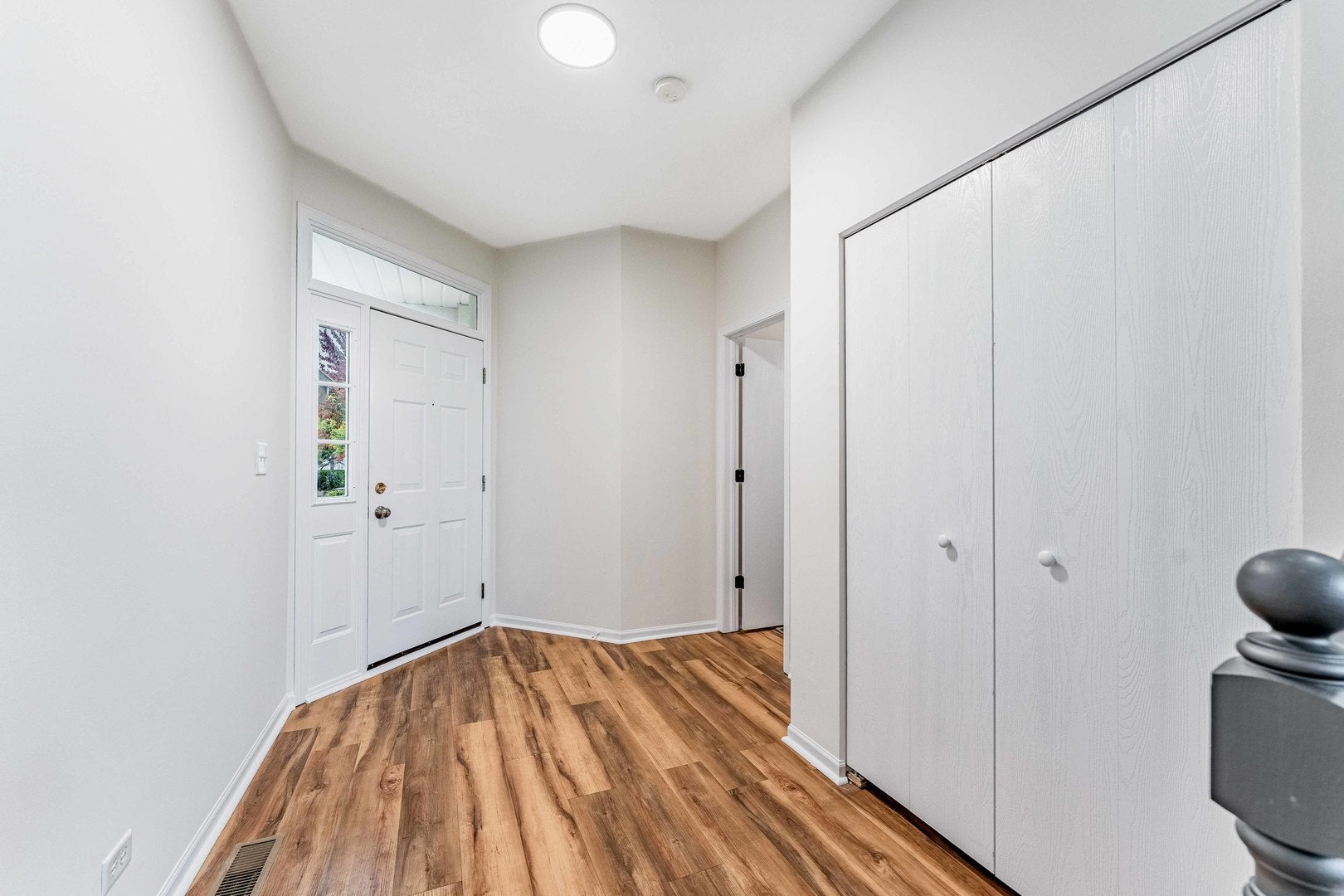 2525 Looking Glass Court