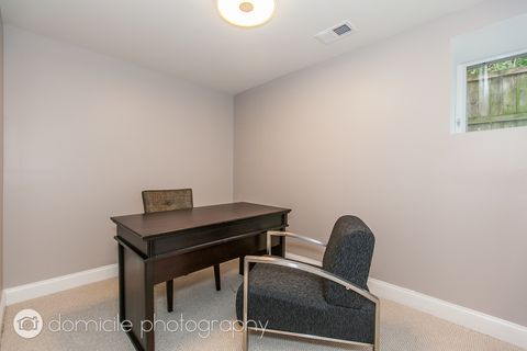 Tiny photo for 806 S Oakley Boulevard, Chicago, IL 60612 (MLS # 12501582)