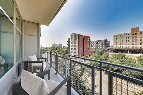 Tiny photo for 50 E 16th Street #414, Chicago, IL 60616 (MLS # 12461181)